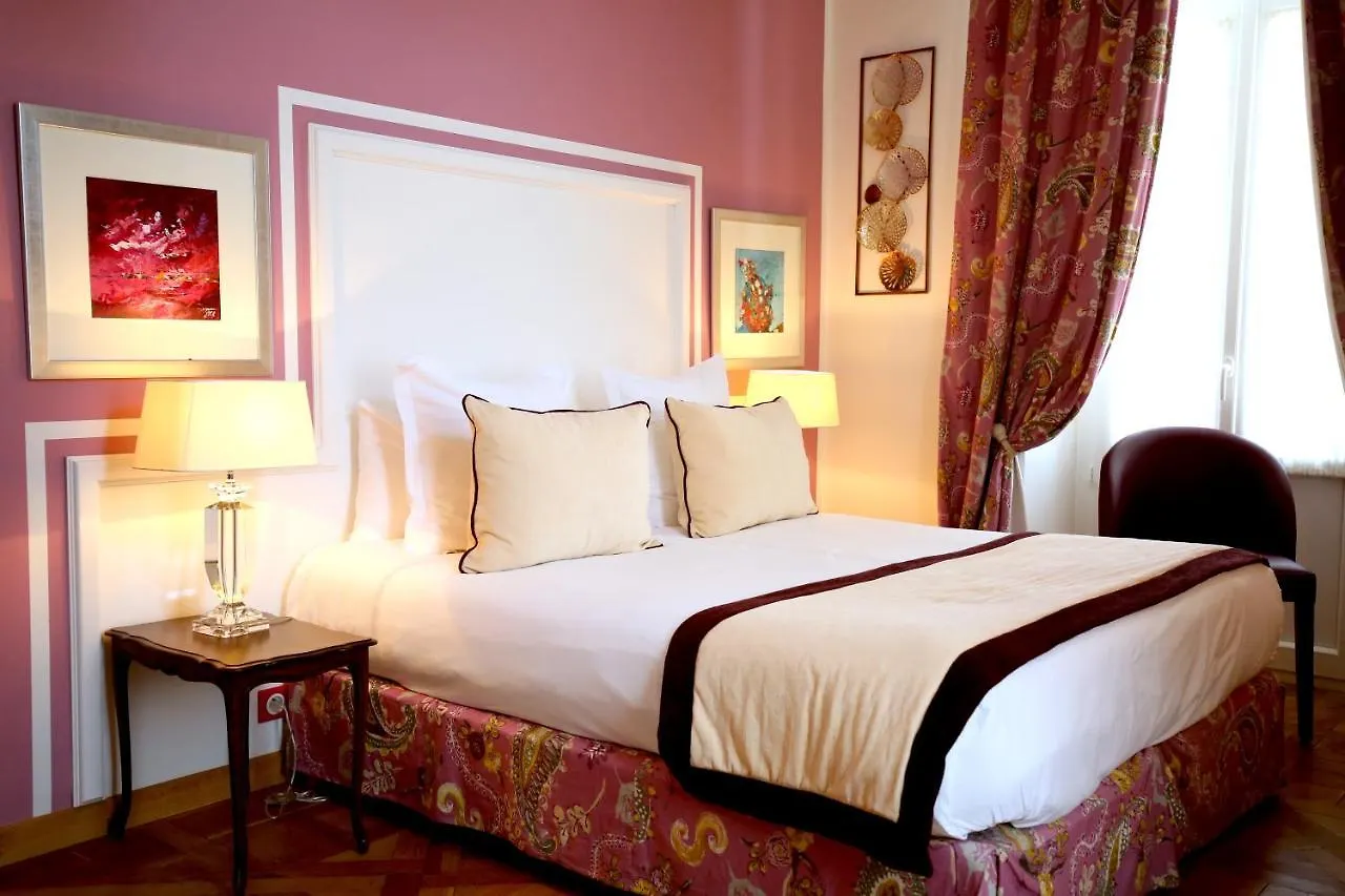 Hotel Royal Bon Repos Sainte-Maxime 3*,