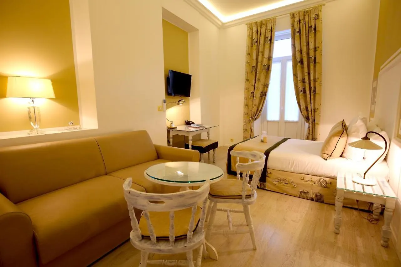 Hotel Royal Bon Repos Sainte-Maxime 3*,