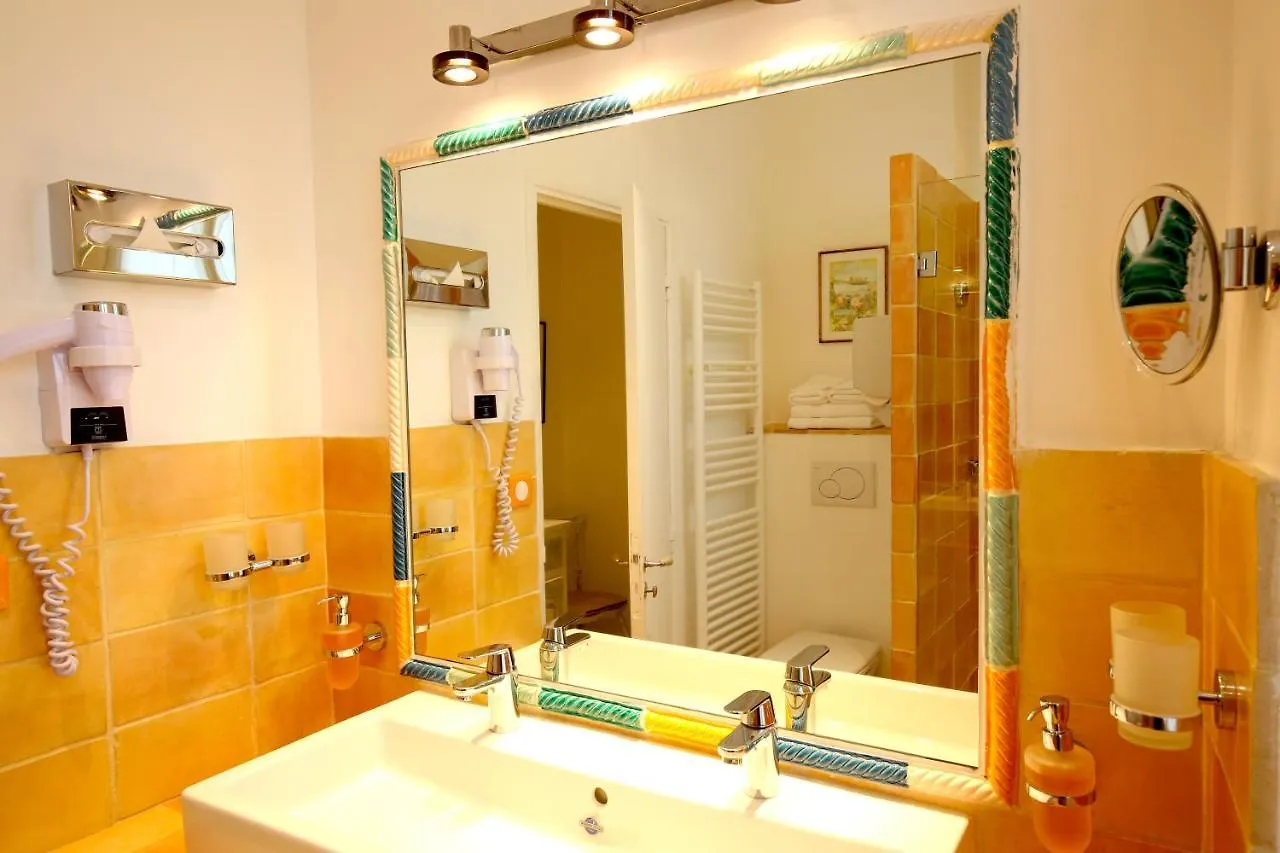 Hotel Royal Bon Repos Sainte-Maxime Frankrike