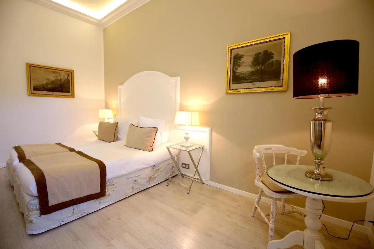 Hotel Royal Bon Repos Sainte-Maxime Frankrike