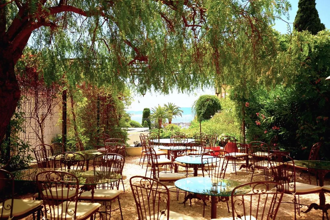 Hotel Royal Bon Repos Σαιντ-Μαξίμ